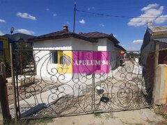 Casa aproape de Bucuresti finisata partial